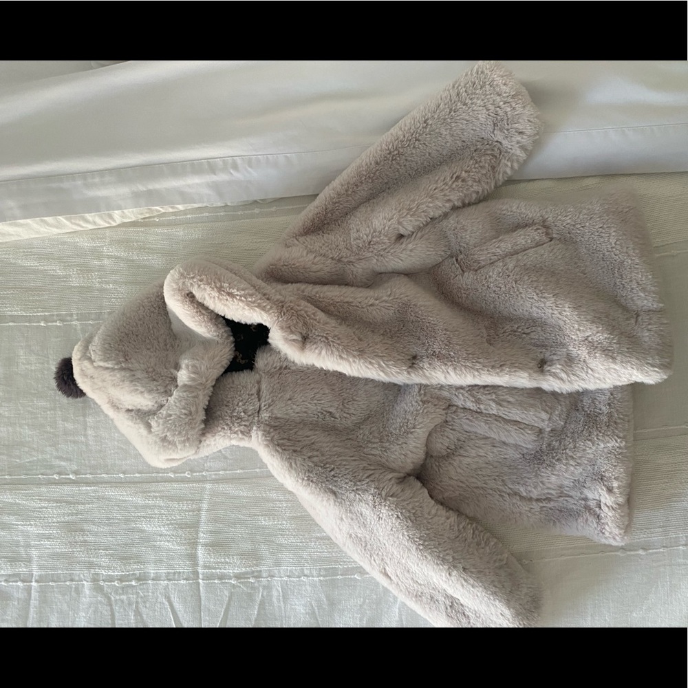 Zara girls faux fur coat light gray